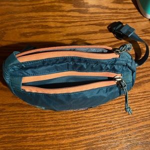Patagonia mini hip pack